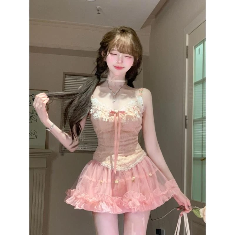 春夏修身显瘦纯欲千金风甜美蕾丝花朵吊带上衣+网纱半身裙套装女