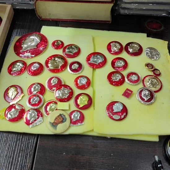 不***艺其他普通金属纪念章