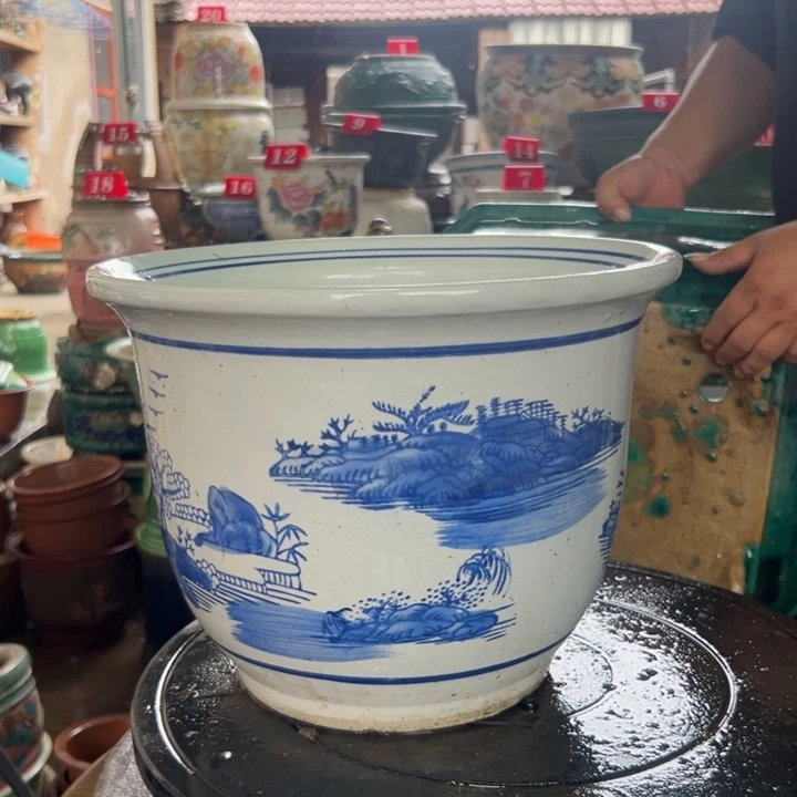 眉****部你在哪我过来给她