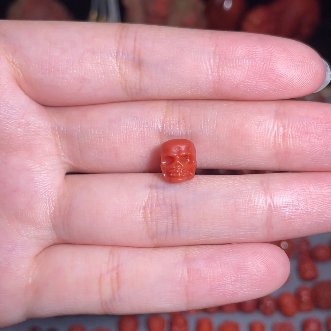 南红玛瑙未镶嵌骷髅头7mm+