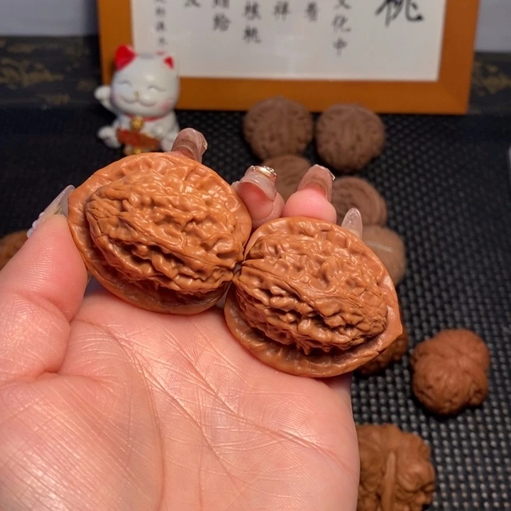 文玩核桃把件浩***城38大红袍