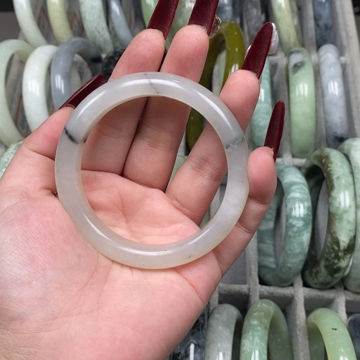 蛇纹石玉手镯未镶嵌457