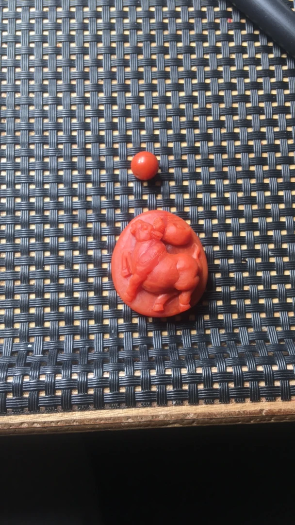 南红玛瑙吊坠挂件