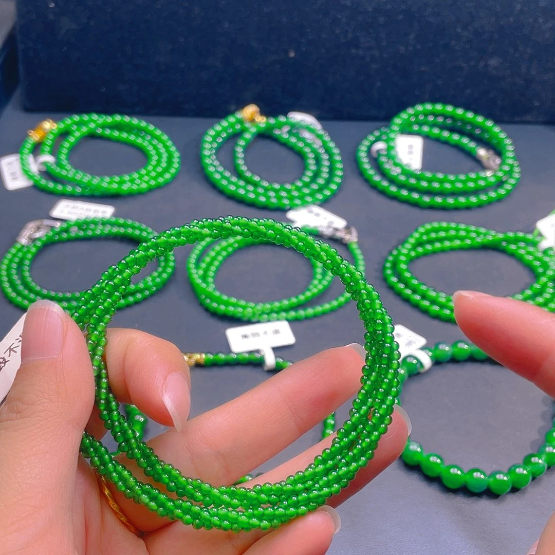 翡翠未镶嵌颈饰