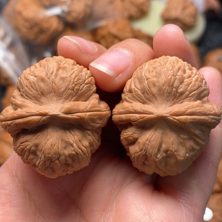 文玩核桃把件精品元宝36