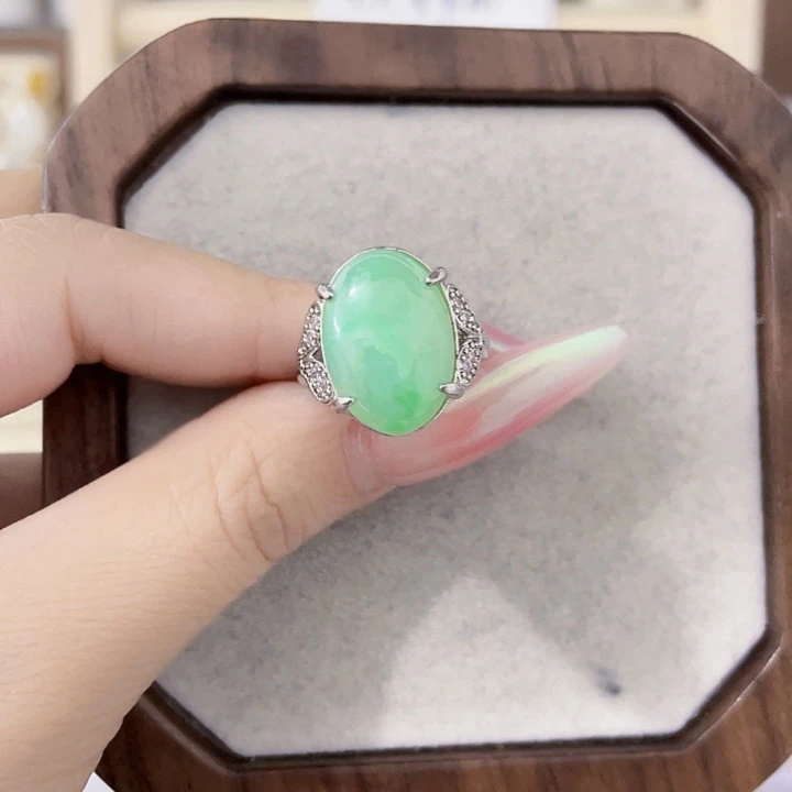 翡翠未镶嵌颈饰天然翡翠Ａ货