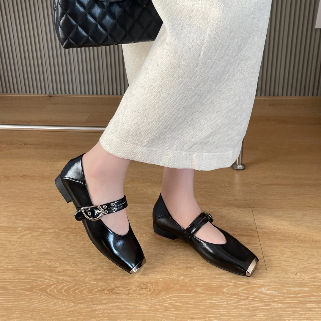 102-2新款平跟软底软皮金属头平底鞋双带扣件低跟防踢头女单鞋