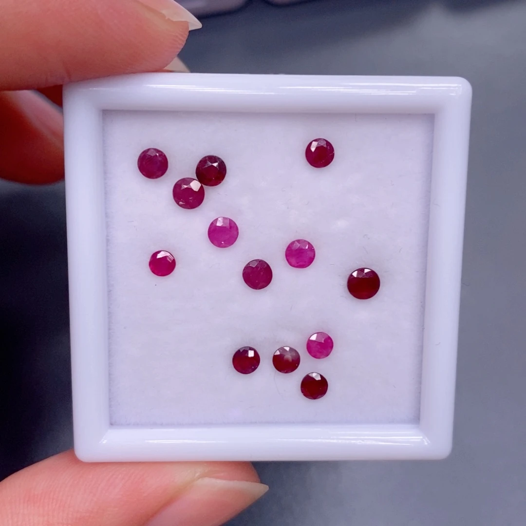 裸石红宝石150一克拉，仅供展示，挑好上定向