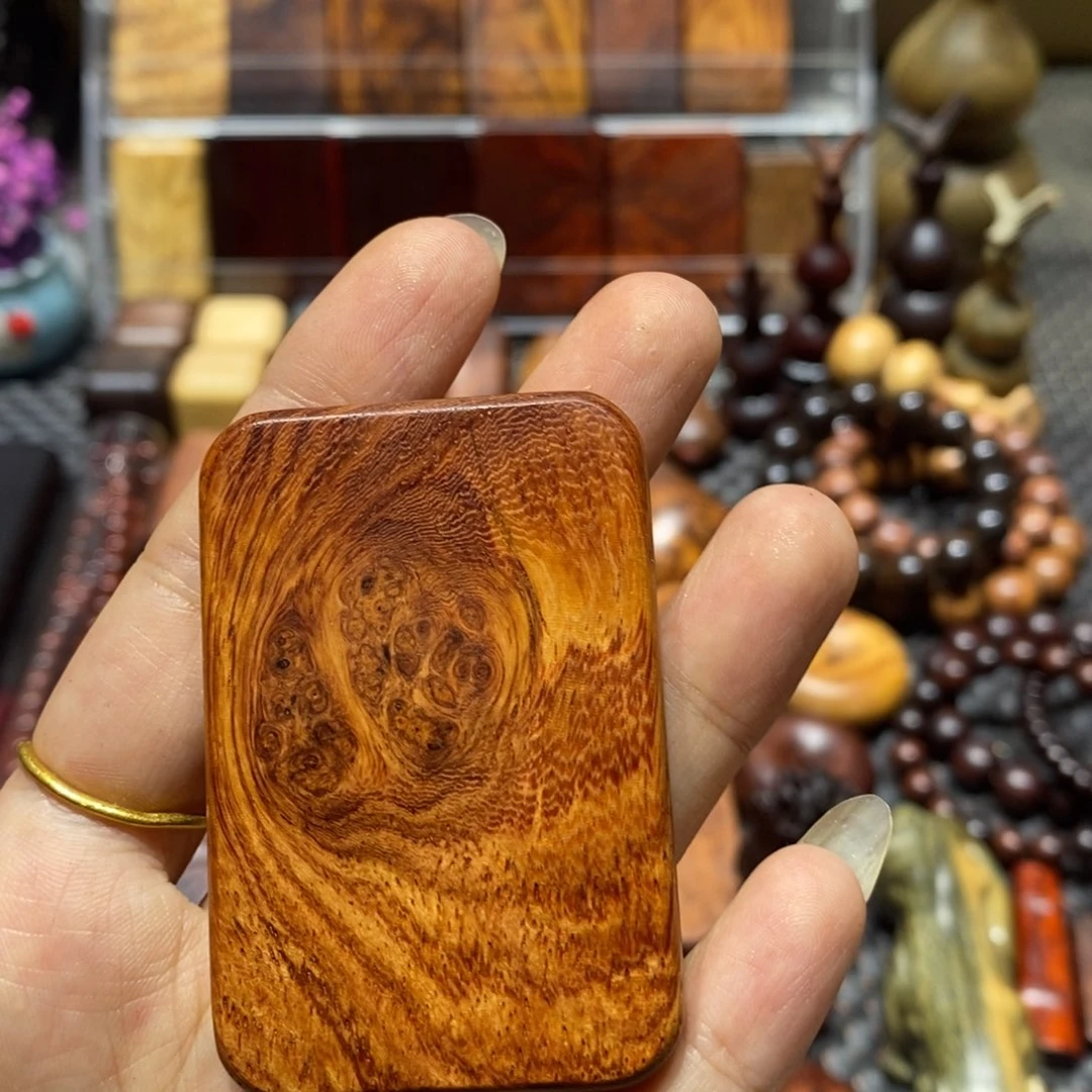 大果紫檀（缅甸花梨）半*瑕疵