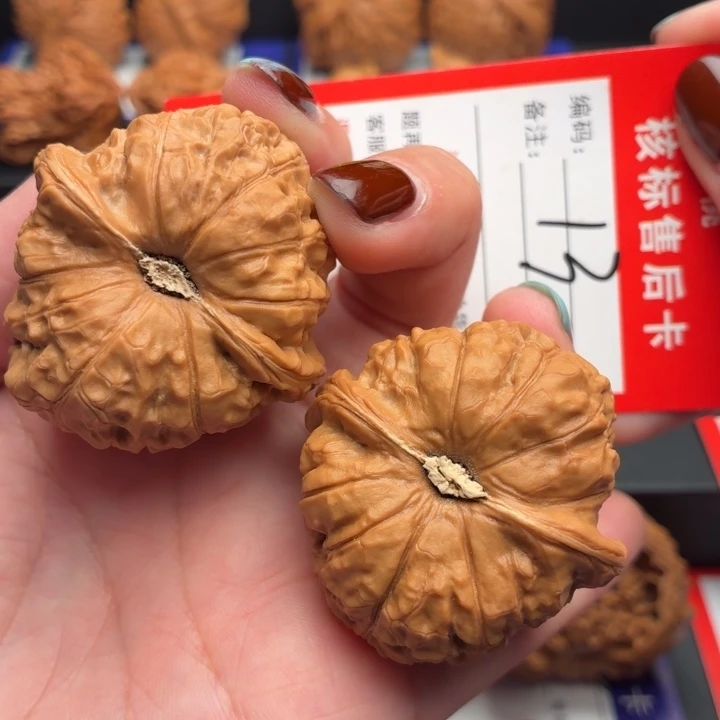 文玩核桃把件42尺南瓜墩