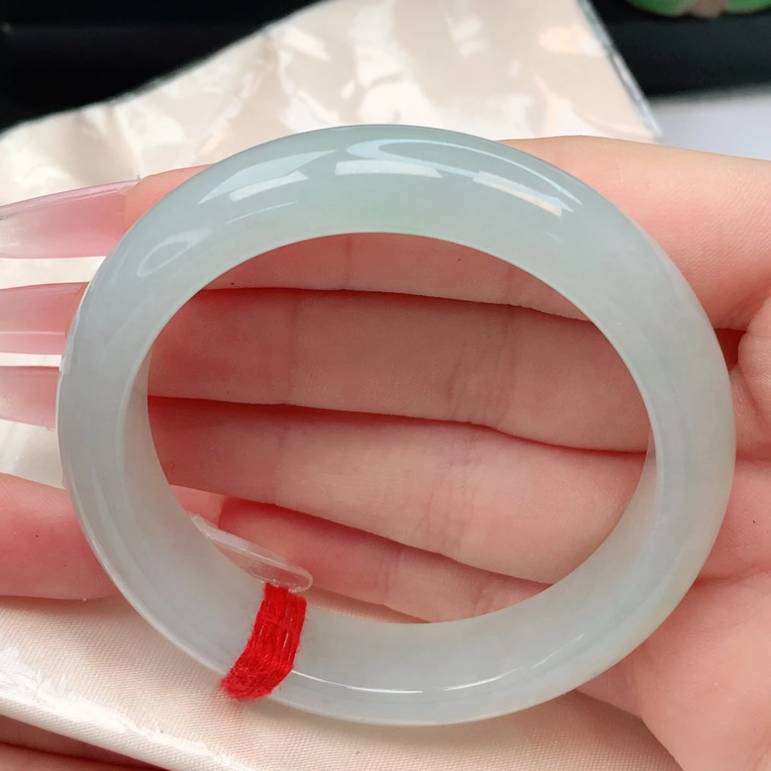 翡翠手镯未镶嵌正圈53