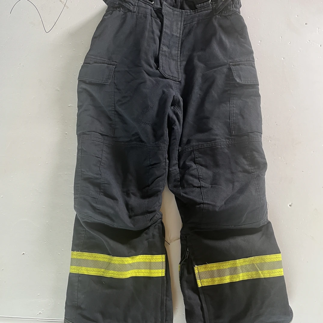 冬季单裤子电焊服电焊服芳纶材质静电纤维电焊服专用