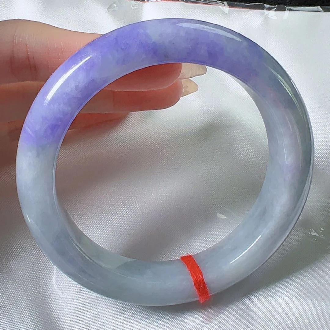 翡翠手镯未镶嵌签收后24小时鉴赏期，过时不退