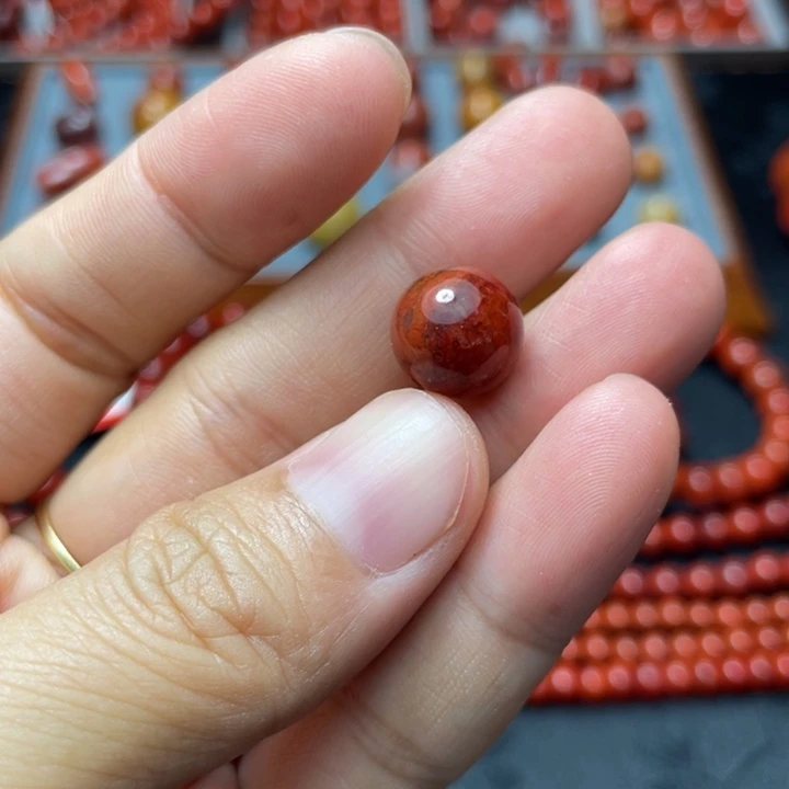 南红玛瑙未镶嵌手串多样性发111