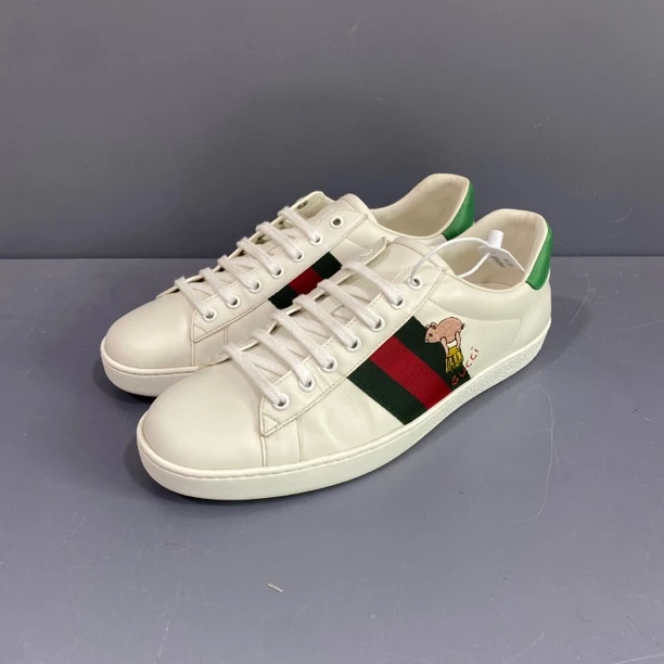 95新 GUCCI/古驰 42码 古驰gucci小猪猫成色很新 穿几次休闲鞋280
