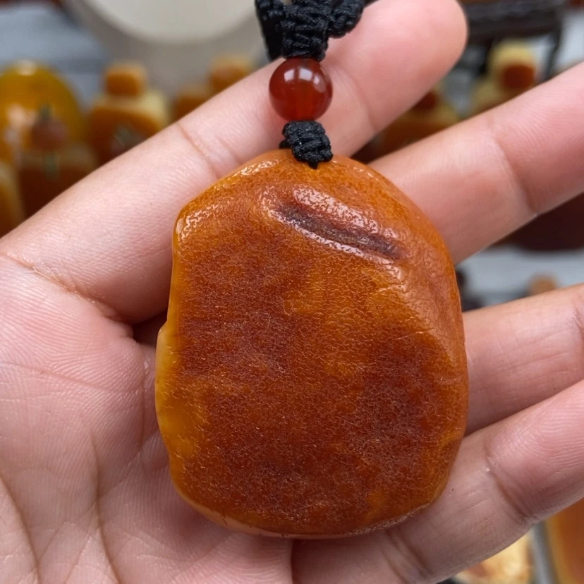 【闪购商品】琥珀颈饰未镶嵌