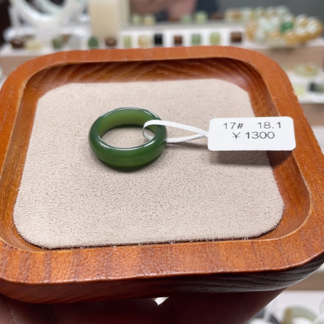 和田玉戒圈未镶嵌y****Z18.1