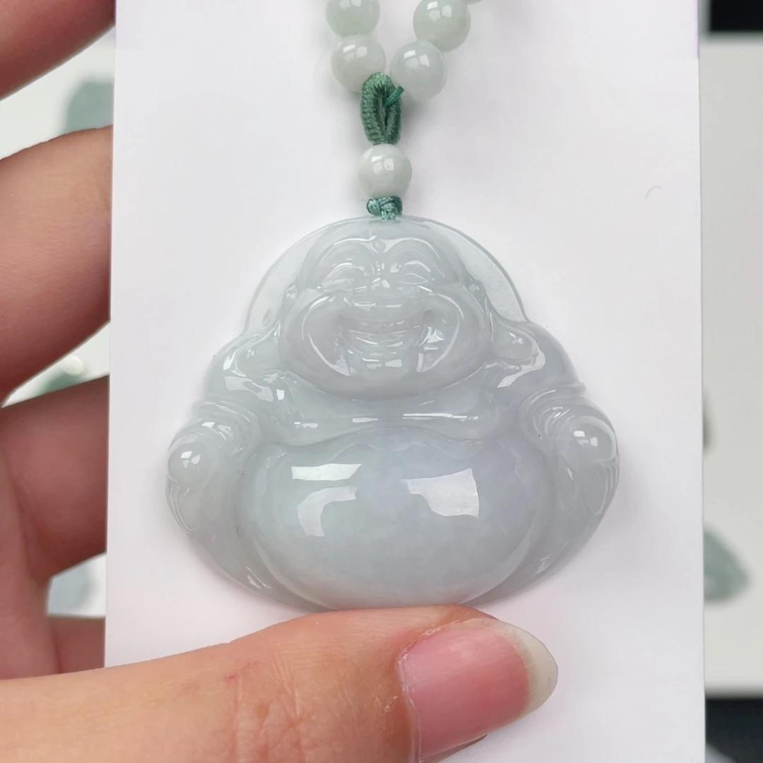 翡翠未镶嵌颈饰佛公