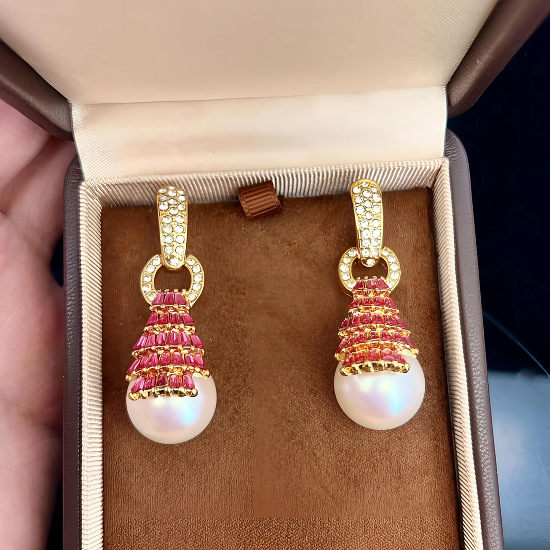 铜合金锆石耳饰 轻奢时尚耳饰