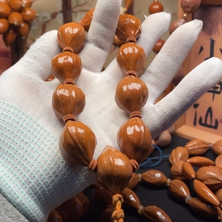 手串/手链橄榄核2.1三花铁盒