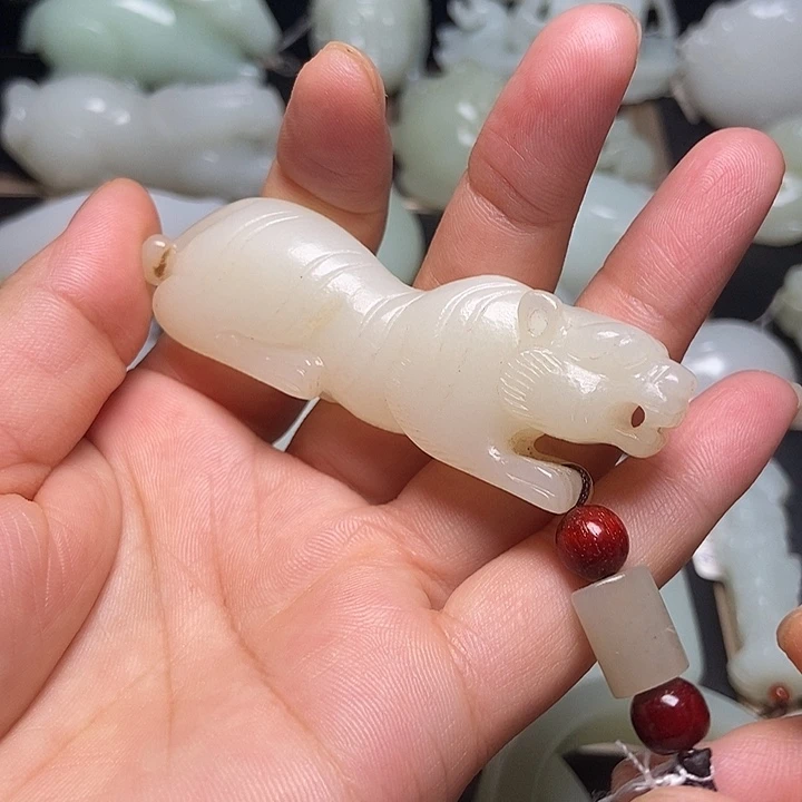 和田玉未镶嵌吊坠(不含链)