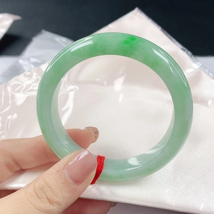 未镶嵌手镯翡翠翡翠677