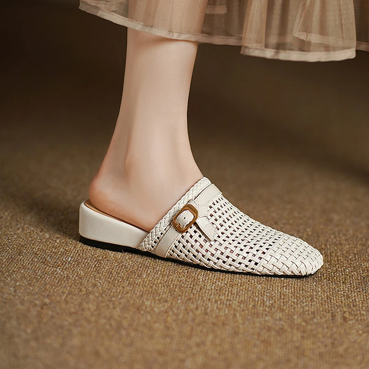 真皮坡跟4CM方头镂空包头半拖鞋女平底法式编织度假风夏季凉鞋