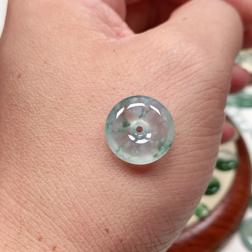 【闪购商品】翡翠未镶嵌吊坠(不含链)