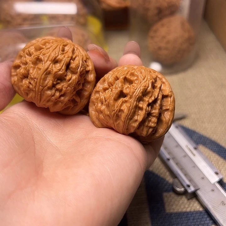 吊坠文玩核桃白狮子