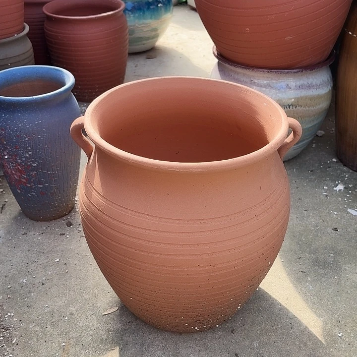 口25高30瑕疵底裂一个盆子。