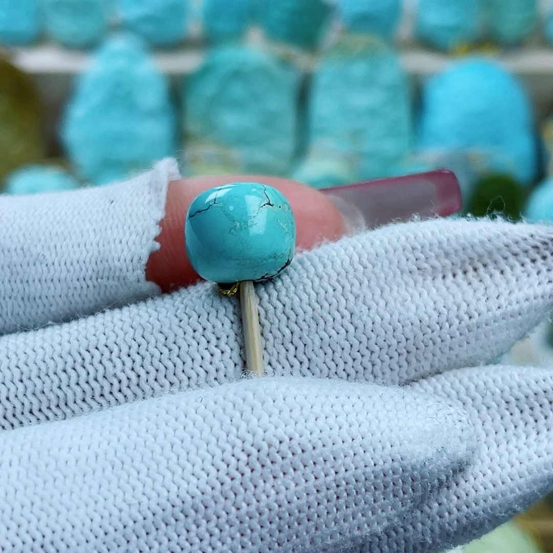 绿松石未镶嵌珠宝奇石11.5m