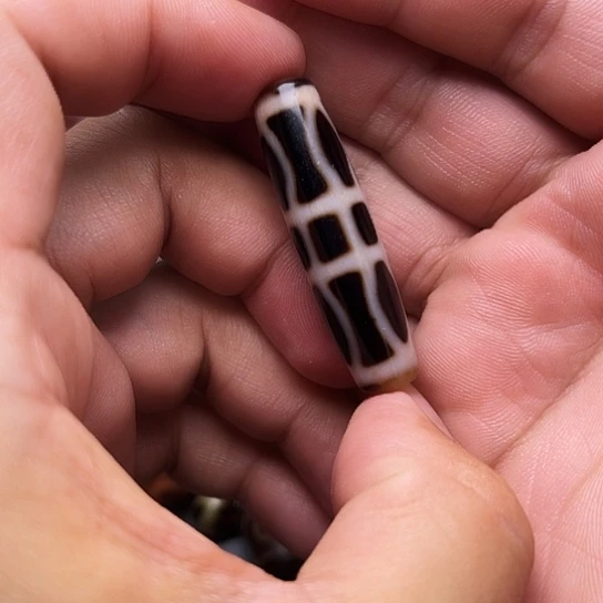 未镶嵌颈饰玛瑙/玉髓