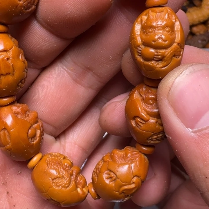 手串橄榄核我的心