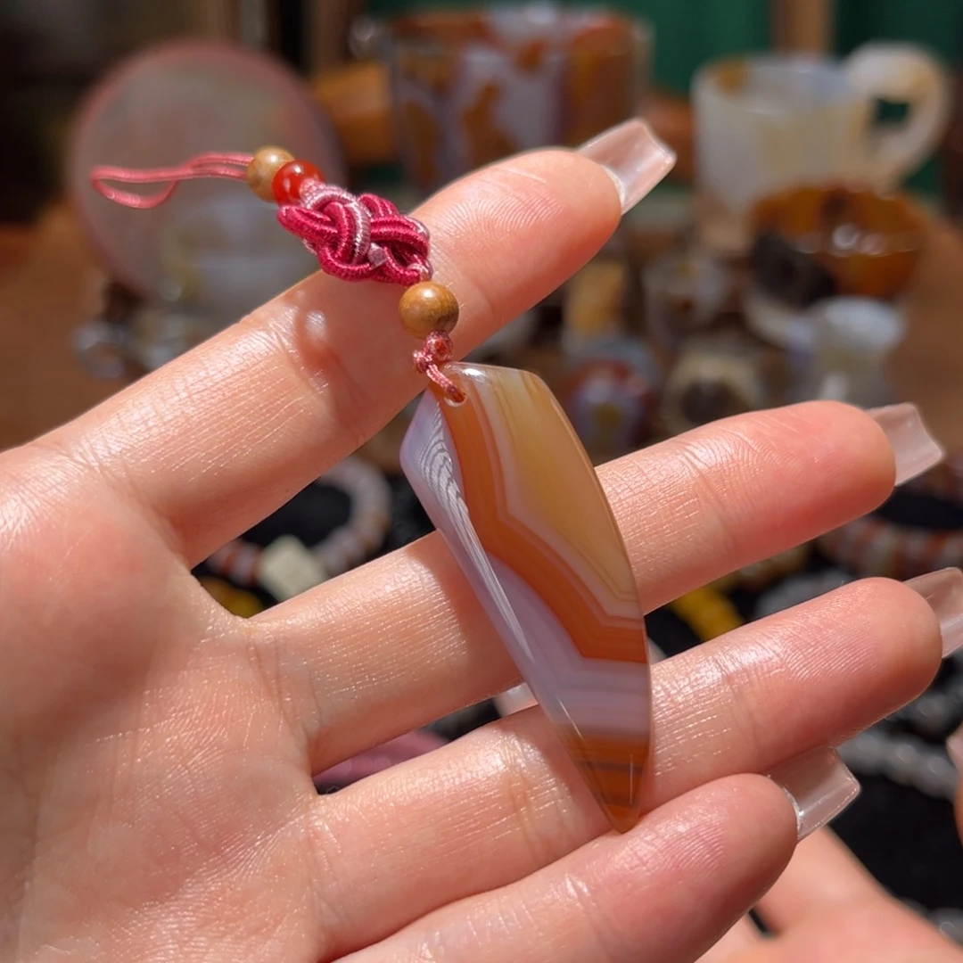 玛瑙/玉髓未镶嵌吊坠