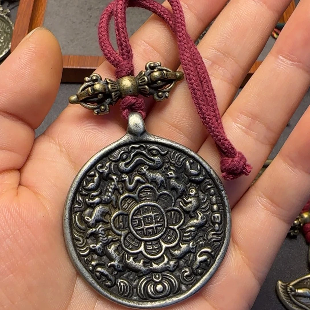 百***缘泥塑藏传牌子…………