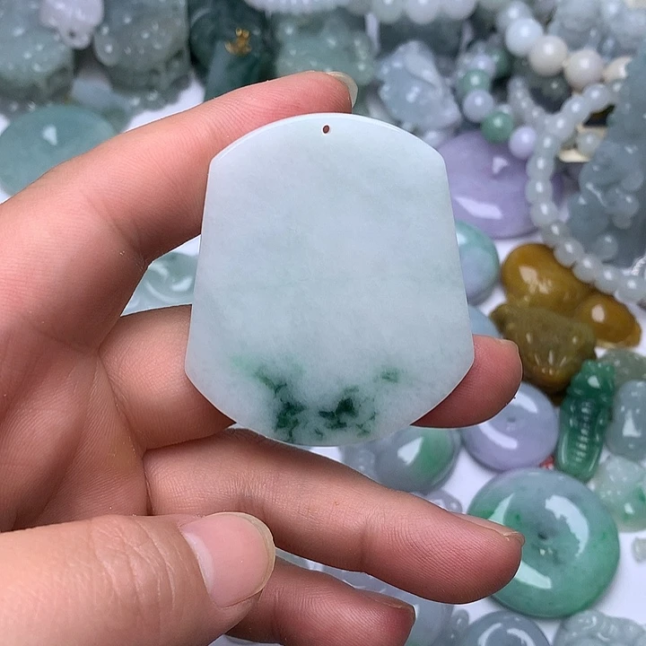 翡翠未镶嵌颈饰天然翡翠