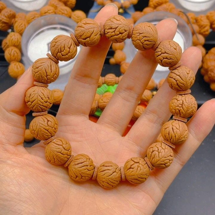 桃核吊坠精品铁将军16尺寸捡漏