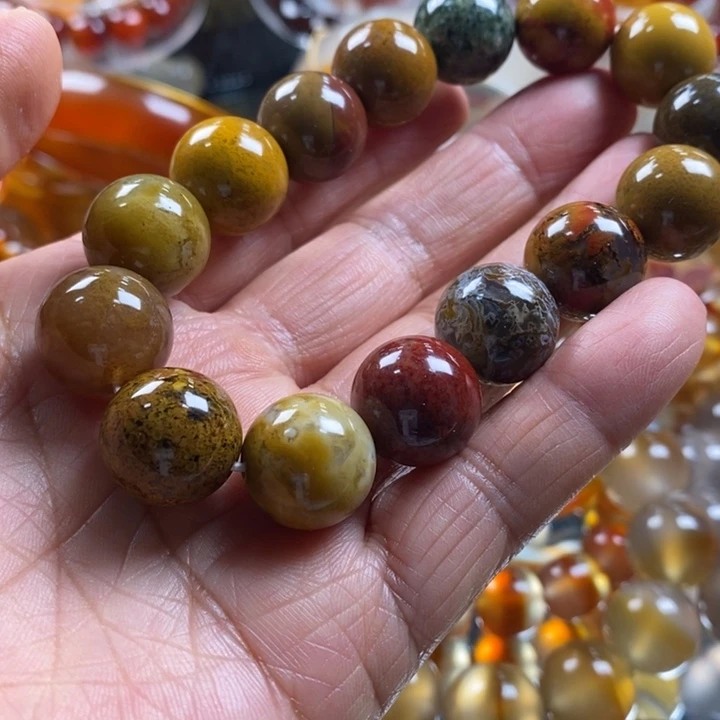 冷***梅柏香籽/百香籽吊坠