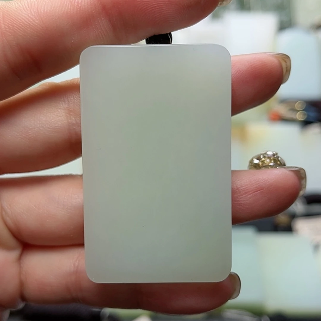 【闪购商品】颈饰未镶嵌和田玉