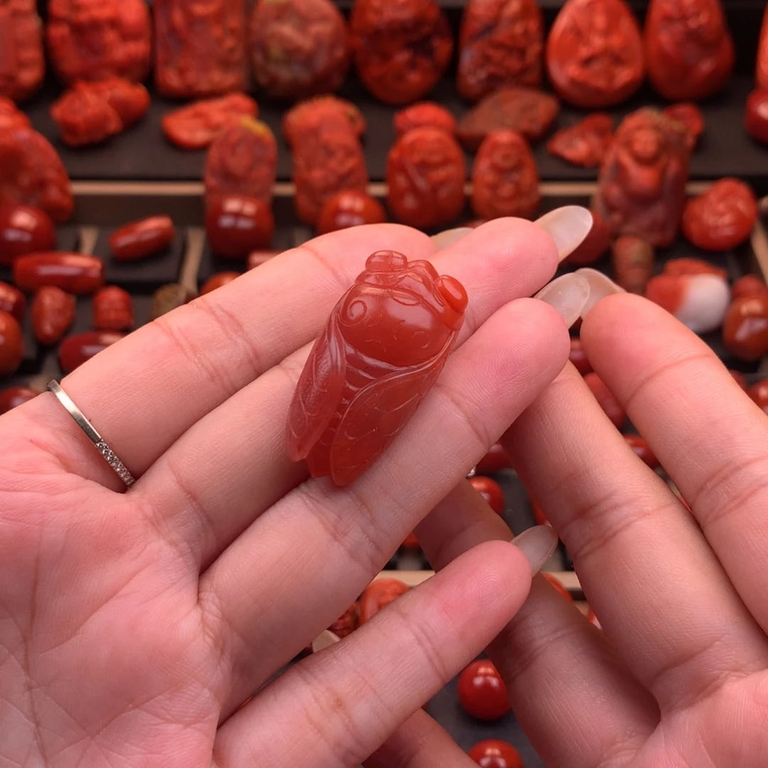 南红玛瑙未镶嵌川料原矿一鸣惊人17.7mm