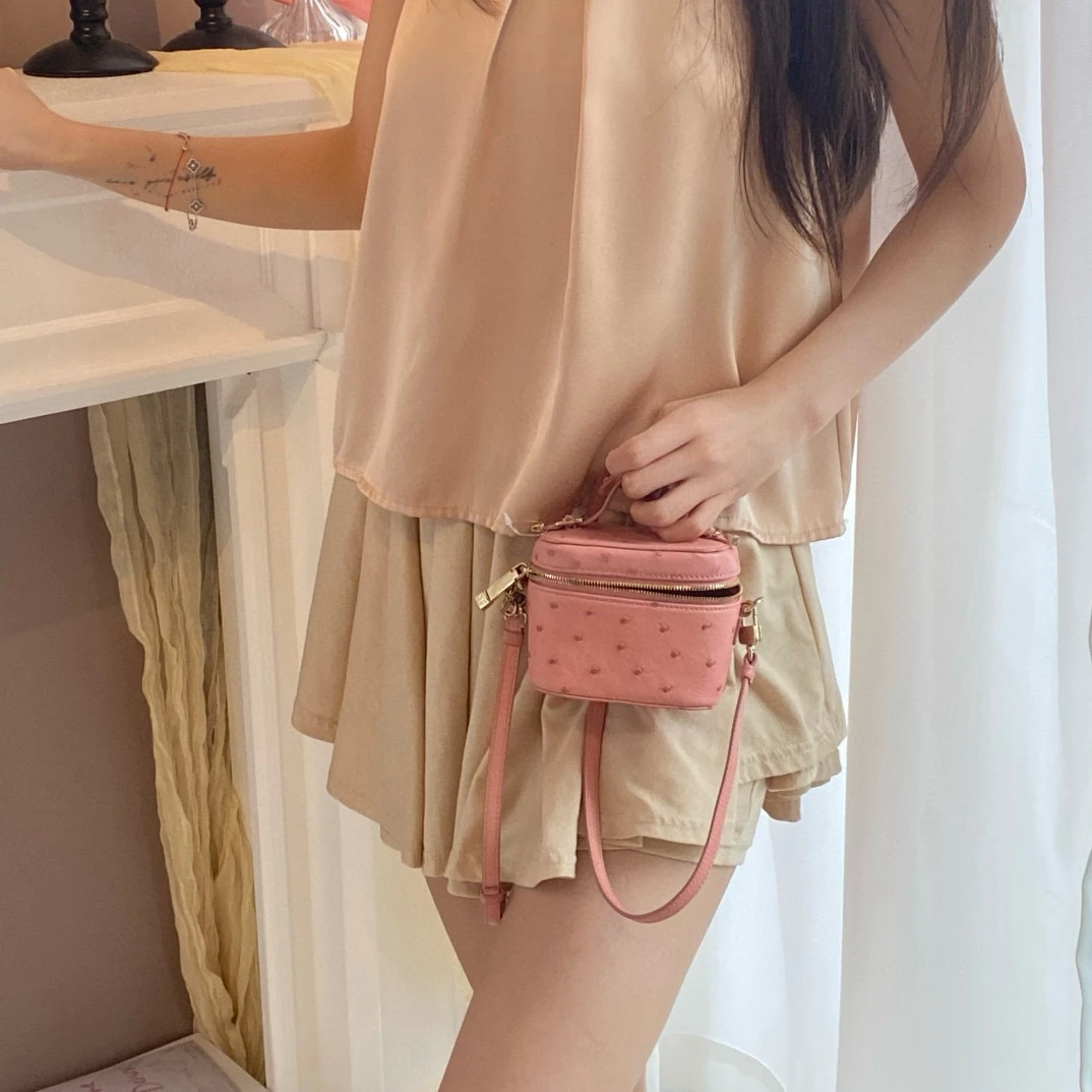 95新 DIOR/迪奥 dior玫瑰粉化妆盒斜挎包