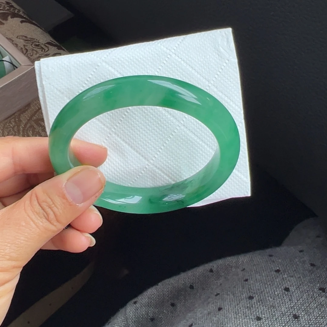 石英质玉未镶嵌手镯非洲翠5758