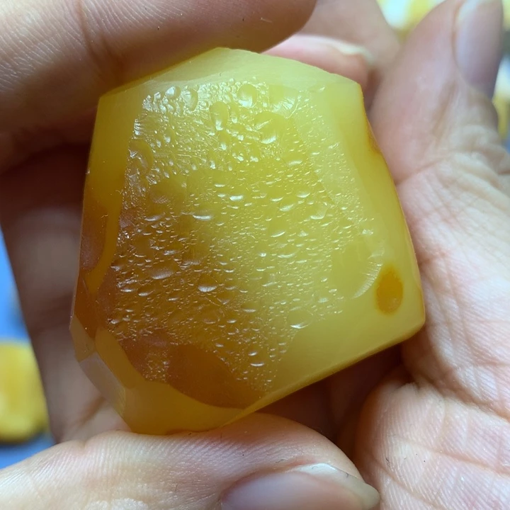 未镶嵌定制琥珀勇*蜜蜡工坊原石定制