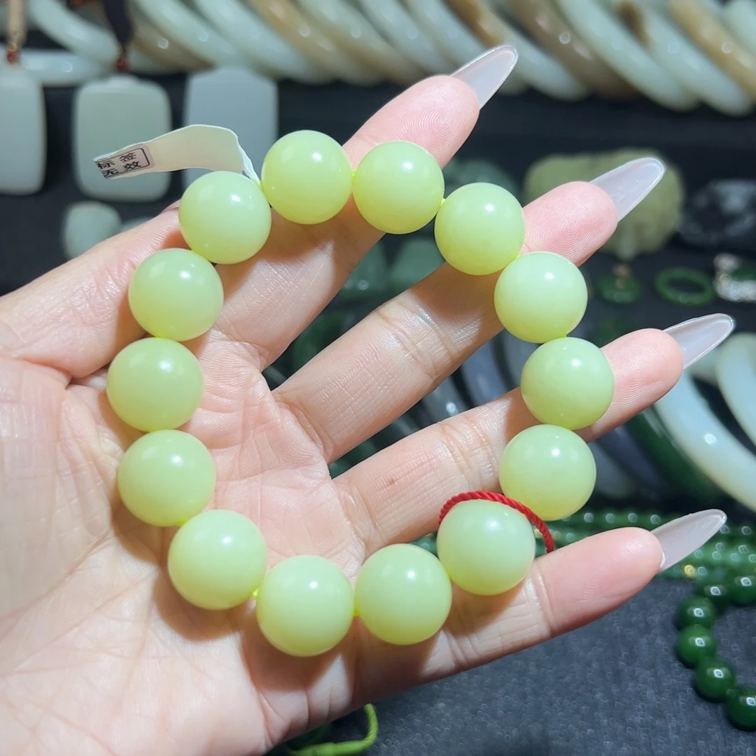 用***1和田玉未镶嵌手链