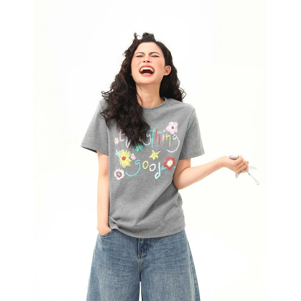 正肩T恤女复古花朵印花设计感微宽松短款显瘦潮流短袖女