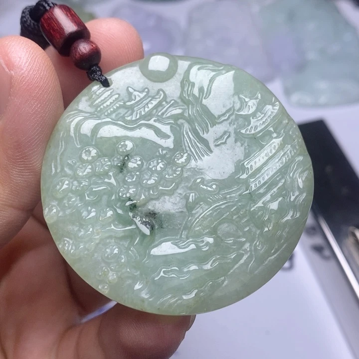 颈饰未镶嵌翡翠翡翠
