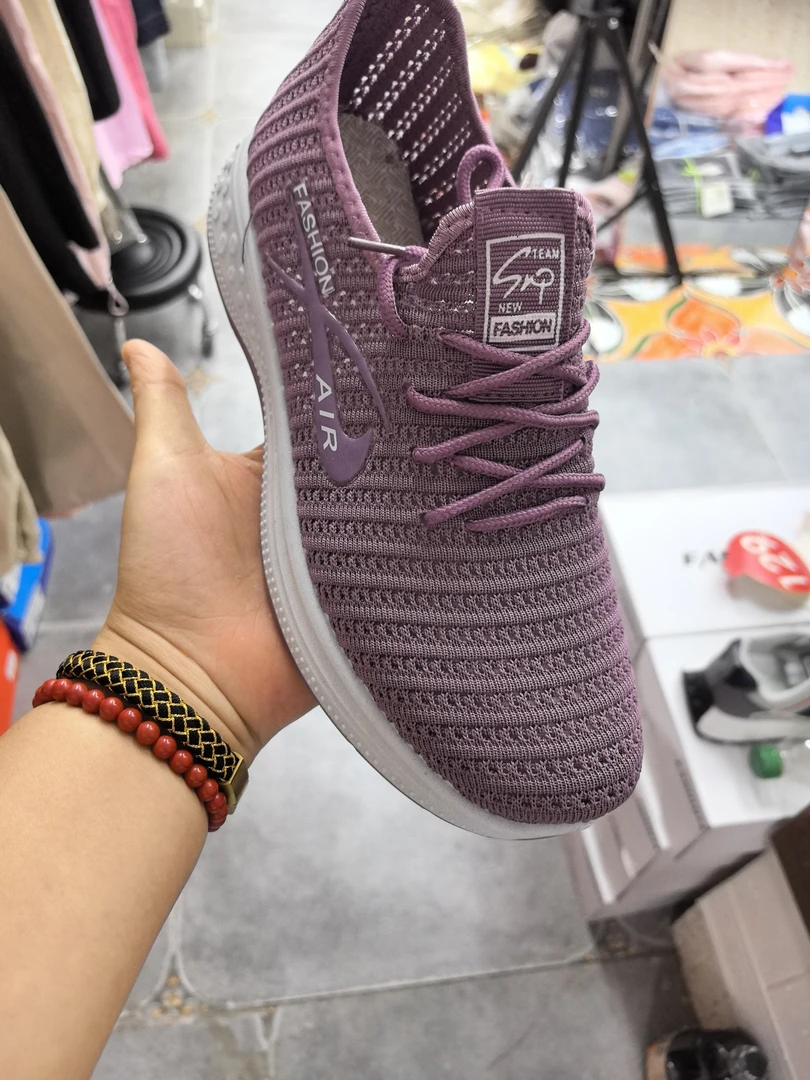 女款妈妈鞋时尚休闲