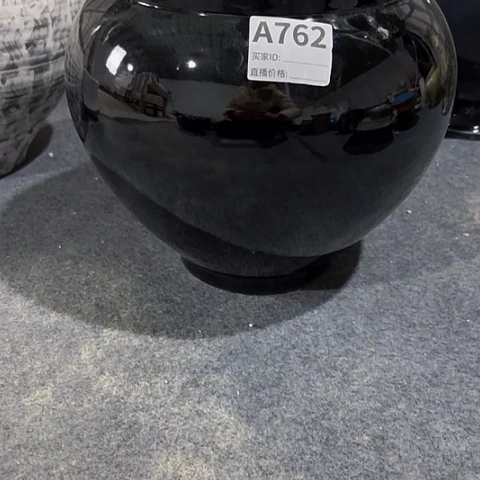 陶瓷柠****咸哇塞小珑福利花瓶A762