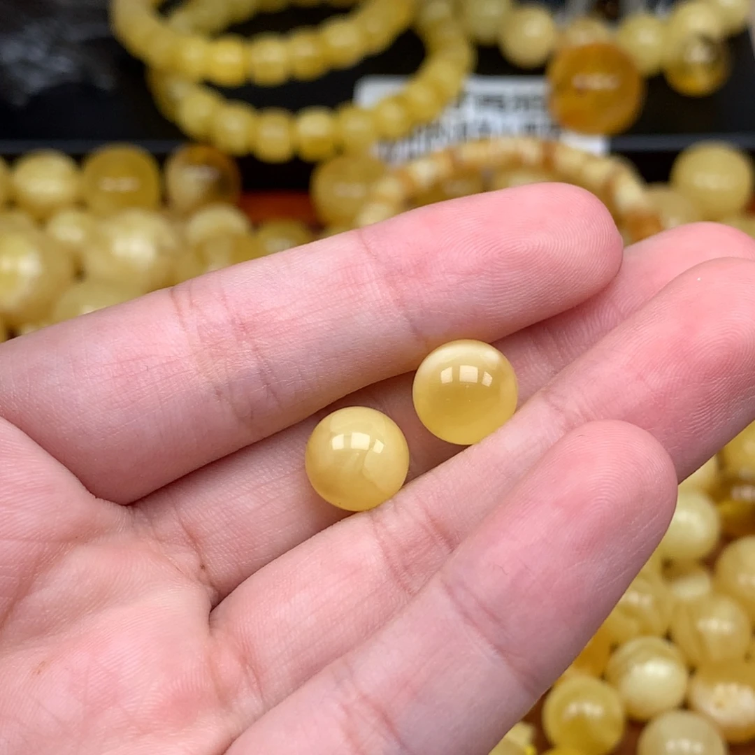 未镶嵌琥珀裸石1068卡10发2