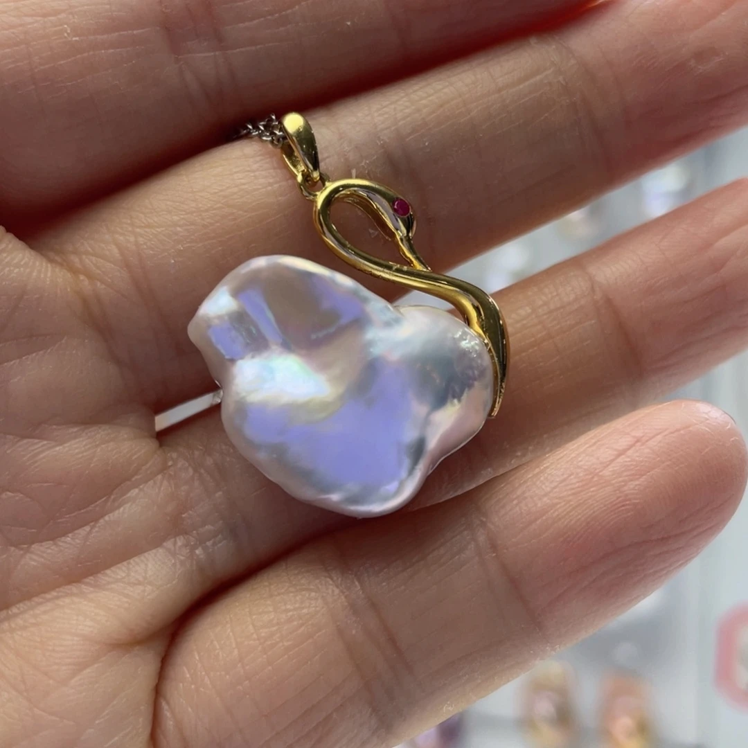 银S925镶嵌淡水珍珠耳饰s***y